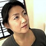 大人しそうな教育ママが肉食熟女になり息子を誘惑！ピンク乳首に豊満ボディでアヘ顔絶叫！黒崎いずみ