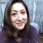 五十路熟女の母親が娘と共演！敏感体質で絶叫イキまくるエロ顔熟女！小橋早苗