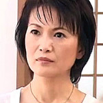 旦那に浮気された五十路妻が息子を誘惑して中出し近親相姦！青木りかこ