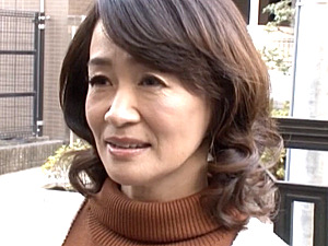 元彼の若いチンポが忘れられず不倫に暴走する五十路熟女！笹川蓉子