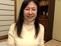 清楚な還暦美熟女がピンク乳首の巨乳を揺らしハメ撮り中出しSEX！青葉小夏