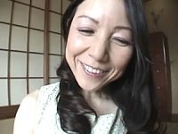 綺麗な顔で若いチンポにしゃぶつく清楚系熟女のスケベ心！一条恵･米崎真理